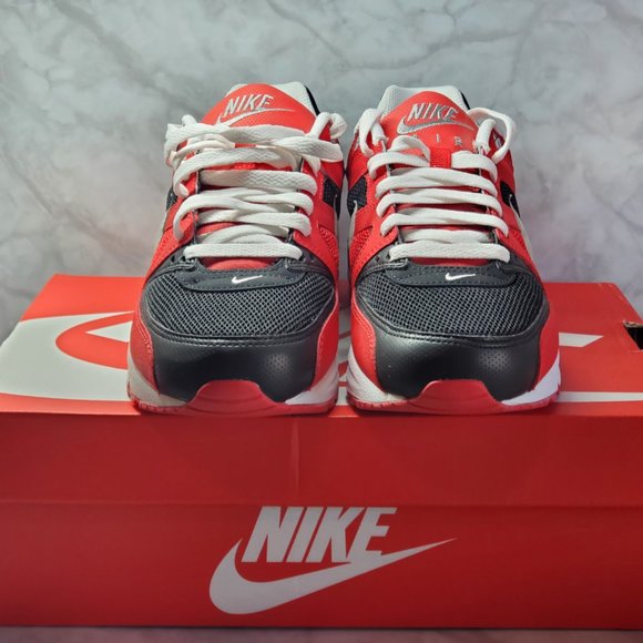 Air Max Command - Picture 2 of 5